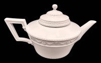 Auktion 369<br>Teekanne "KPM" Berlin, Kurland, H-15 cm, falscher Deckel! (von Zuckerdose)