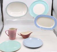 Auktion 368<br>7 Teile Keramik, 50/60er Jahre, untersch. Manufakturen, 3 Teile bestossen, Krug H-13,5cm