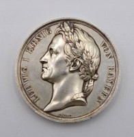 Auktion 368<br>gr. Medaille, K&ouml;nig Ludwig I. mit Lorbeerkranz, Medailleur Carl Friedrich Voigt, ca. D-5,2cm
