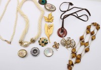 Auktion 368<br>Konvolut 14 Teile Modeschmuck