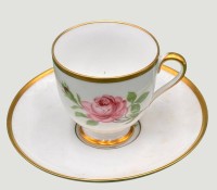 Auktion 368<br>Moccatasse mit U.T. "F&uuml;rstenberg" Rosendekor