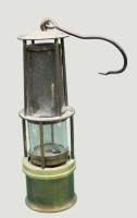 Auktion 368<br>alte Grubenlampe mit Haken, Karbid, H-ca. 29 cm, ohne Haken gemessen