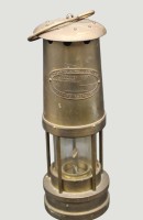 Auktion 368<br>engl. Grubenlampe "E.Thomas&amp;Williams Ltd", Messing, H-26 cm