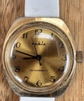 Auktion 368<br>mechan. HAU "Ruhla" Werk l&auml;uft, weisses Band