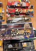 Auktion 368 / Los 12039 <br>31 LKW und Bus-Automodelle 1:87, alle neu in OVP, alle mit Werbung