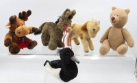 Auktion 368<br>5x div. Stofftiere, teiwl. bespielte Erhatung, ca. H- 27cm