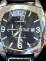 Auktion 369<br>gr. Quartz Armbanduhr "Davis" 9860, Geh&auml;use ca. 3,6x4,8 cm, Werk nicht gepr&uuml;ft, guter Zustan