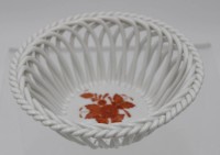 Auktion 369 / Los 8045 <br>Korbschale, Herend, Apponyi, H-4,5cm D-11,5cm.