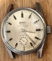 Auktion 369 / Los 2018 <br>BWC Swiss Courage mechan. Armbanduhr, ohne Band, Glas zerkratzt, Tragespuren, Werk l&auml;uft