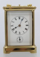 Auktion 369 / Los 2048 <br>franz&ouml;sische Reiseuhr, Messinggeh&auml;use, optisch sehr guter Zustand, Werk steht, es scheint verharzt zu sein, ca. H-14,3cm B-9,8cm