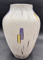 Auktion 369 / Los 9029 <br>grosse Fat Lava Vase, wohl Bay-Keramik, 60-er Jahre, H-32 cm, West-Germany