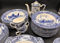 Auktion 369 / Los 9030 <br>&uuml;ber 60 Fr&uuml;hst&uuml;ckserviceteile Old London Blue by Johnson Brothers, 60-er Jahre