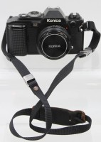Auktion 369 / Los 14506 <br>Vintage Fotoapparat  Konica FS-1, Objektiv Konica Hexanon AR 40mm F1.8, Gebrauchsspuren, Funktion nicht gepr&uuml;ft