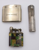 Auktion 369<br>3x div. Feuerzeuge, &auml;lter, Funktionen nicht gepr&uuml;ft, ca. L-7cm