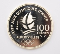 Auktion 369<br>franz&ouml;sische Gedenkm&uuml;nze, 100 Francs,  Olympische Winterspiele 1992 in Albertvill, 900er Silber, ca. 22gr., D-3,8cm