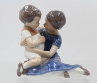 Auktion 369<br>Bruder und Schwester "Royal Copenhagen" Nr. 403, H- 11,5cm