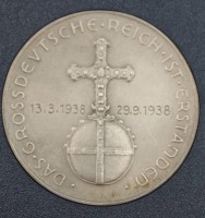 Auktion 369<br>Silbermedaille, Adolf Hitler, 1938, 21,5gr., D-3,6cm