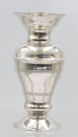 Auktion 374<br>Vase, Silber, arab. gepunzt, &auml;lter, ca. 161gr., div. Druckstellen, H-16,8cm