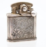 Auktion 369<br>kl. Feuerzeug, versilbert, Funktion nicht gepr&uuml;ft, ca. H-4,5cm