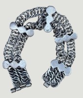 Auktion 369 / Los 1087 <br>versilbertes Armband, wohl arabisch?, L-18 cm, Stift fehlt