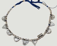 Auktion 369 / Los 1089 <br>&auml;thiopische "Telsum" Amulett-Kette0der &auml;hnliches , Metall versilbert und Wolle, L-ca. 50 cm