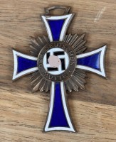Auktion 369 / Los 7028 <br>Mutterkreuz in Bronze