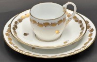 Auktion 369<br>Rarit&auml;t! Meissen Jugendstil-Gedeck, Entw. Richard Riemerschmid, 1.Wahl, , Pfeiffer-Zeit, Goldstaffage, gut erhalten