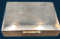 Auktion 369<br>Zigarettendose, electro plated, England, guter Zustand, H-4 cm, 16x11,5 cm