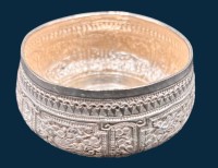 Auktion 369<br>kl. Silberschale, gepr&uuml;ft, wohl Vietnam?,  H-5 cm, D-8,5 cm, 75 gr