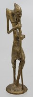 Auktion 369<br>westafrikanische Bronzefigur eines Fl&ouml;tespielenden Hirten, H-19 cm