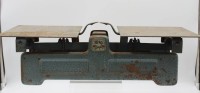 Auktion 369 / Los 16094 <br>Waage, &auml;lter, Gebrauchsspuren, ca. H-18,5cm B-55,5cm