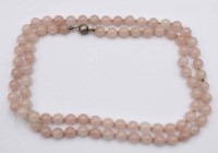 Auktion 369<br>Halskette, Rosenquarz, Silberschlie&szlig;e, ca. L-84cm