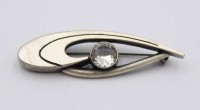Auktion 369<br>925er Silber-Brosche mit klarem Stein, 7,5gr., L-5,2cm