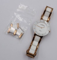 Auktion 369<br>Jacques Lemans Damenuhr, Keramik, Quarzwerk, sehr gute Erhaltung, ca. D-3,5cm