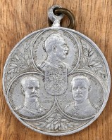 Auktion 369<br>Andenken-Medaille "Kaiserman&ouml;ver 1914", Aluminium, D-3,3 cm