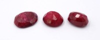 Auktion 369 / Los 1170 <br>3x Rubine, zus. ca. 18,9ct