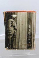 Auktion 369 / Los 7046 <br>Sammelalbum, A.Hitler, Altersspuren, komplett