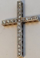 Auktion 369<br>Silber Brustkreuz (gepr&uuml;ft) mit klaren Steinen, 5,8 gr., 4,1x2,8 cm