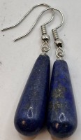 Auktion 369<br>Paar Ohrringe mit grossen tropfenf&ouml;rmigen Lapislazuli-Steinen, L-ca 5 cm