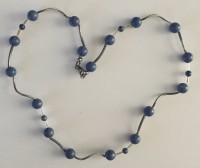 Auktion 369<br>Halskette 925 Silber - Lapislazuli Blau - Design Collier -