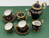 Auktion 370<br>Mocca-Service "Weimar" Kobalt mit Gold, f&uuml;r 6 Personen, 15 Teile