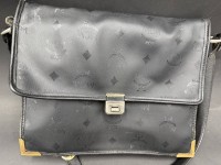 Auktion 370 / Los 13005 <br>MCM Damentasche , gute Erhaltung, 20x25 cm