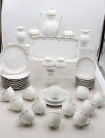 Auktion 370 / Los 8042 <br>Kaffeeservice, Kaiser, Monte Carlo f&uuml;r 12 Personen sowie einige Vorlegteile, 44 Teile