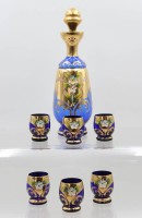 Auktion 370 / Los 10008 <br>Karaffe mit 5 Bechern, Italien, florale Emaillemalerei, ca. H-26cm u. H-5,2cm