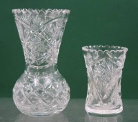 Auktion 370<br>2x div. Kristall-Vasen, Schleuderstern, ca. H-20 u. 12,5cm