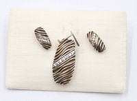Auktion 370<br>Set, 925er Silber, Anh&auml;nger und Ohrstecker, klare Steine, Anh- L-2,2cm