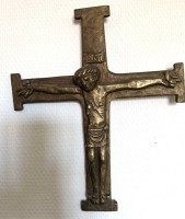 Auktion 370<br>Egino WEINERT (1920-2012)  wohl,  Bronze Wandkreuz, 27x23 cm