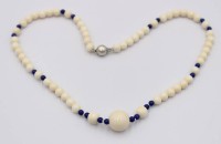 Auktion 370<br>Halskette, Bein, Lapiskugeln, Silberschlie&szlig;e, ca. L-41cm