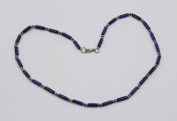 Auktion 370<br>Lapis-Halskette, Silber-Zierlelemente, ca. H-45cm