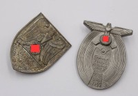 Auktion 370<br>2 Erinnerungsabzeichen aus der Zeit des 3. Reiches, Gau-Thing in Koblenz-Trier und Gro&szlig;er Lehrgangs der Kommission f&uuml;r Wirtschaftspolitik in M&uuml;nchen